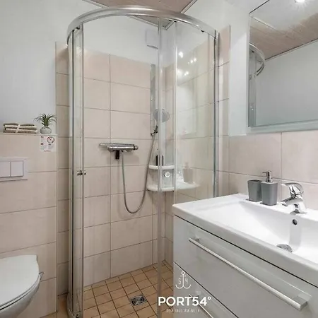 In With Swimming Pool