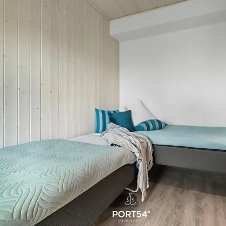 In With Swimming Pool Ferienhaus *